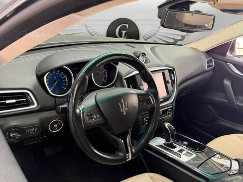 Used 2016 Maserati Ghibli RWD image 17