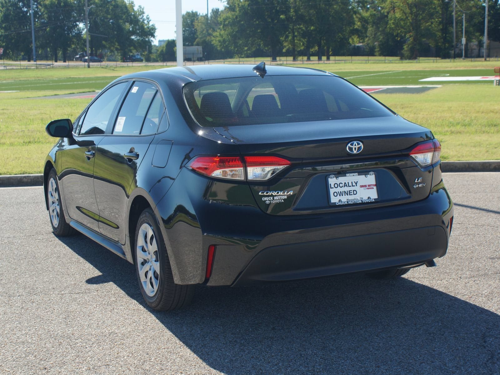 Used 2025 Toyota Corolla LE FWD image 14
