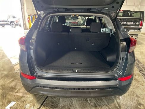 Used 2017 Hyundai Tucson SE image 22
