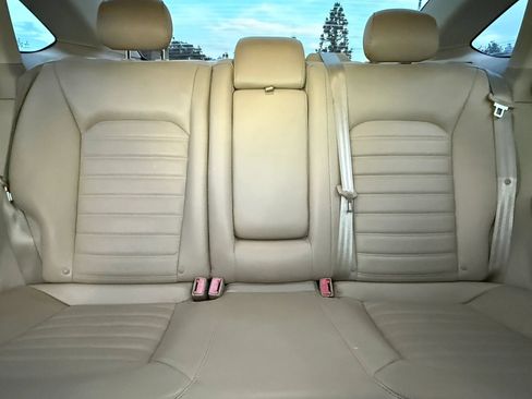 Used 2013 Ford Fusion SE FWD image 22