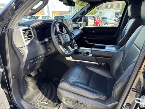 Used 2024 Toyota Tundra Platinum image 2
