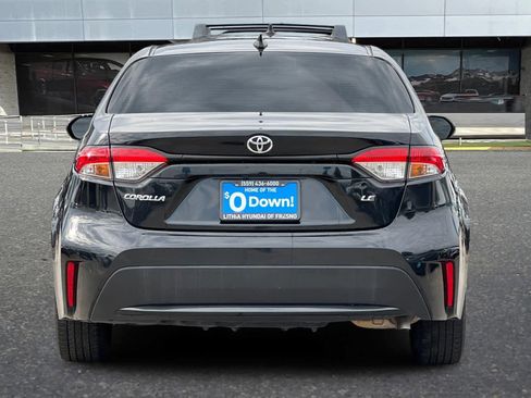 Used 2022 Toyota Corolla LE image 7