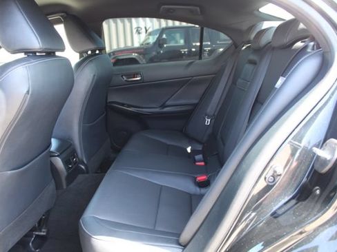 Used 2025 Lexus IS 300 F Sport RWD image 34