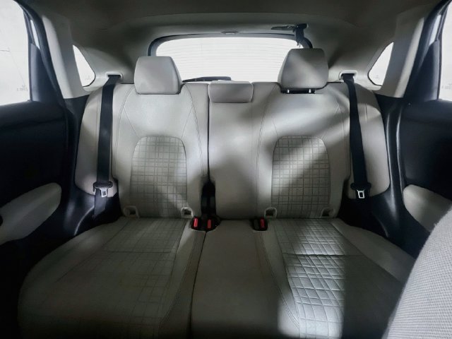 Used 2025 Honda HR-V LX image 26