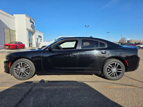 Used 2019 Dodge Charger SXT AWD/4WD image 15