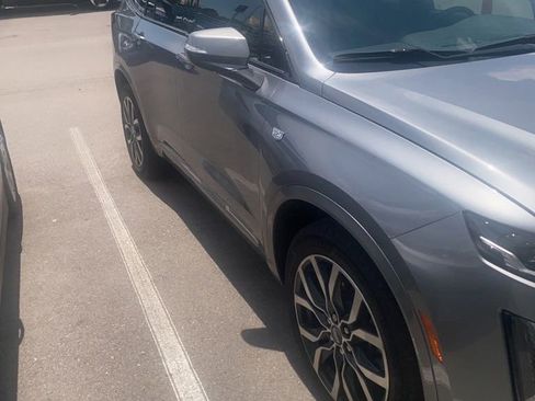 Used 2021 Cadillac XT6 Sport w/ LPO, Floor Liner Package AWD/4WD image 2