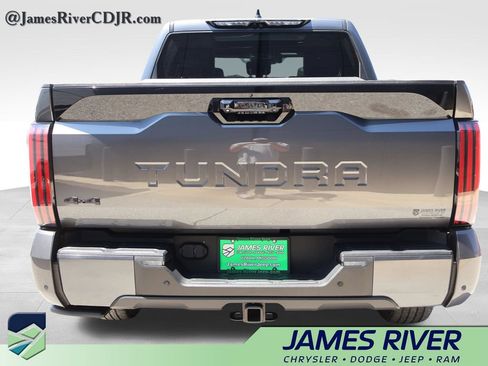 Used 2023 Toyota Tundra Platinum AWD/4WD image 4
