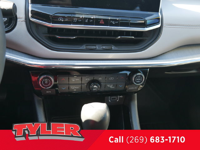 Used 2024 Jeep Compass Limited AWD/4WD image 26