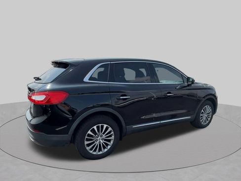 Used 2018 Lincoln MKX Select w/ Select Plus Package AWD/4WD image 9