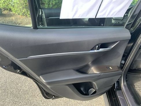 Used 2024 Toyota Camry SE FWD image 15