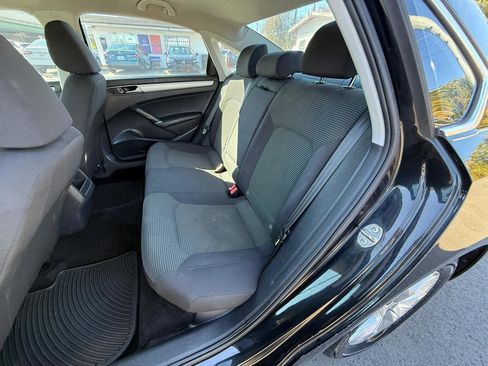 Used 2016 Volkswagen Passat 1.8T S image 15