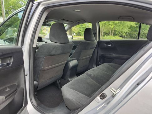 Used 2013 Honda Accord LX image 5