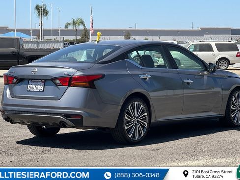 Used 2023 Nissan Altima 2.5 SL image 5