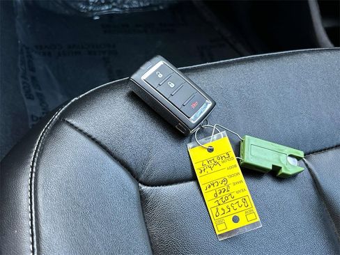 Used 2022 Jeep Grand Cherokee Limited image 31