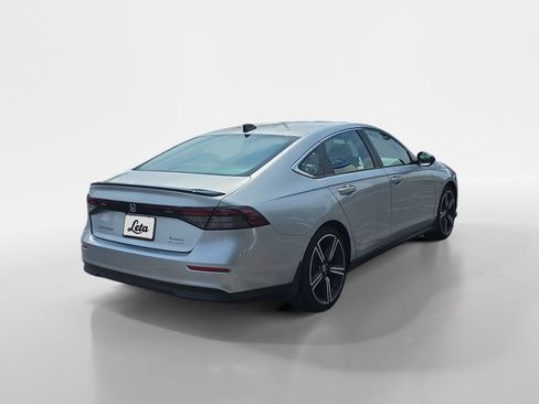 Used 2025 Honda Accord Sport image 4