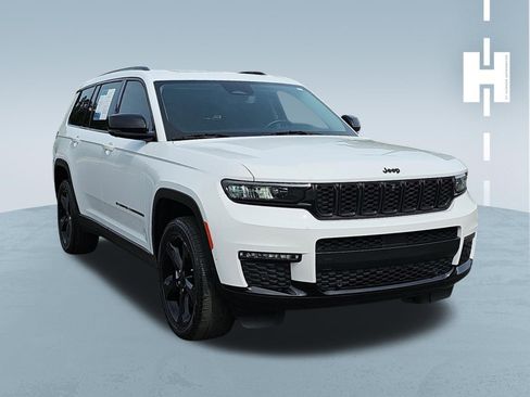 Used 2022 Jeep Grand Cherokee L Limited w/ Luxury Tech Group II AWD/4WD image 1