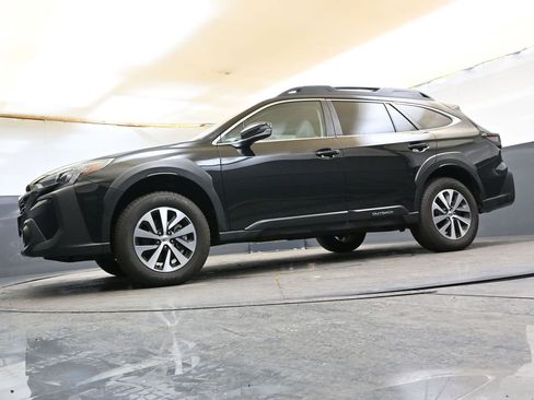 Certified 2025 Subaru Outback Premium image 42