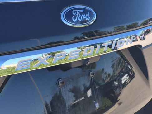 Used 2020 Ford Expedition King Ranch AWD/4WD image 13
