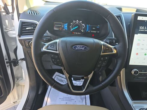 Certified 2024 Ford Edge SEL w/ Convenience Package AWD/4WD image 22