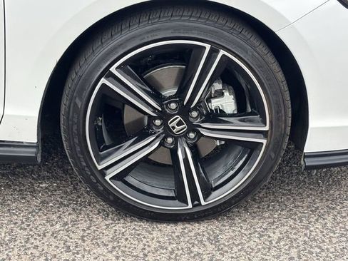 Used 2025 Honda Accord Sport image 10