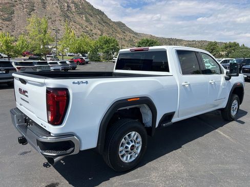 New 2025 GMC Sierra 2500 SLE w/ SLE Convenience Package image 7