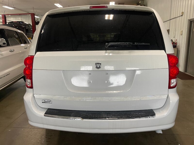 Used 2014 RAM C/V Tradesman FWD image 6