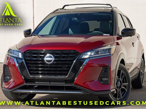 Used 2023 Nissan Kicks SR w/ SR Premium Package FWD image 1