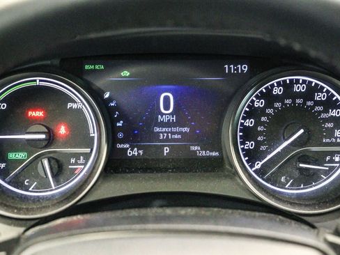 Used 2023 Toyota Camry XSE FWD image 21