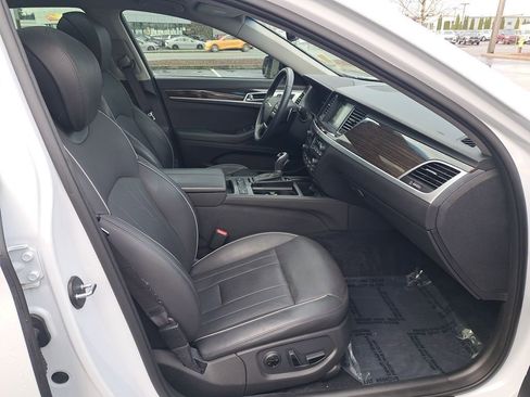 Used 2015 Hyundai Genesis 3.8 w/ Option Group 03 image 18