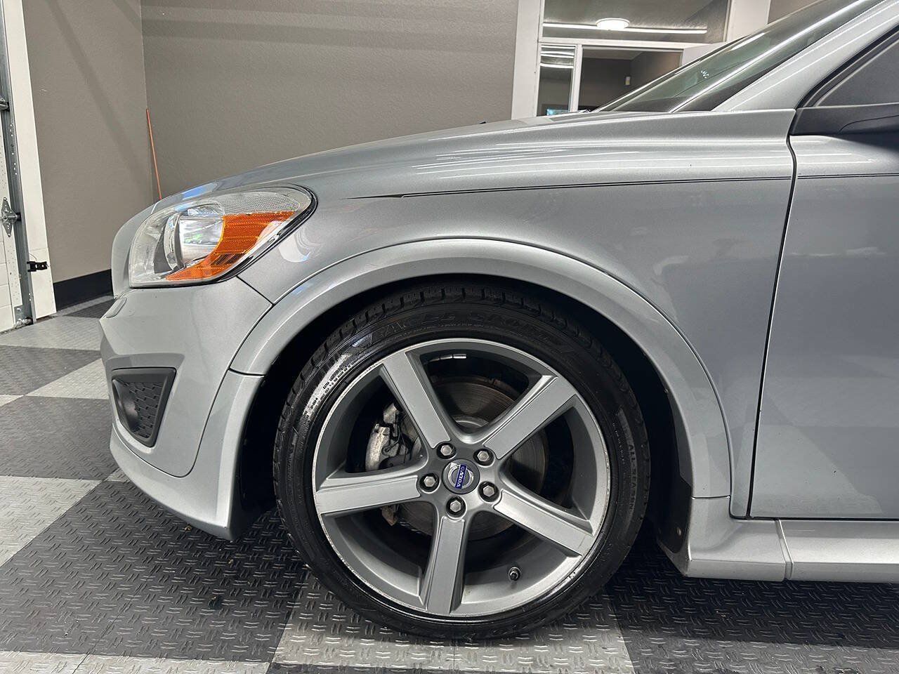 Used 2013 Volvo C30 T5 R-Design w/ Climate Pkg FWD image 20