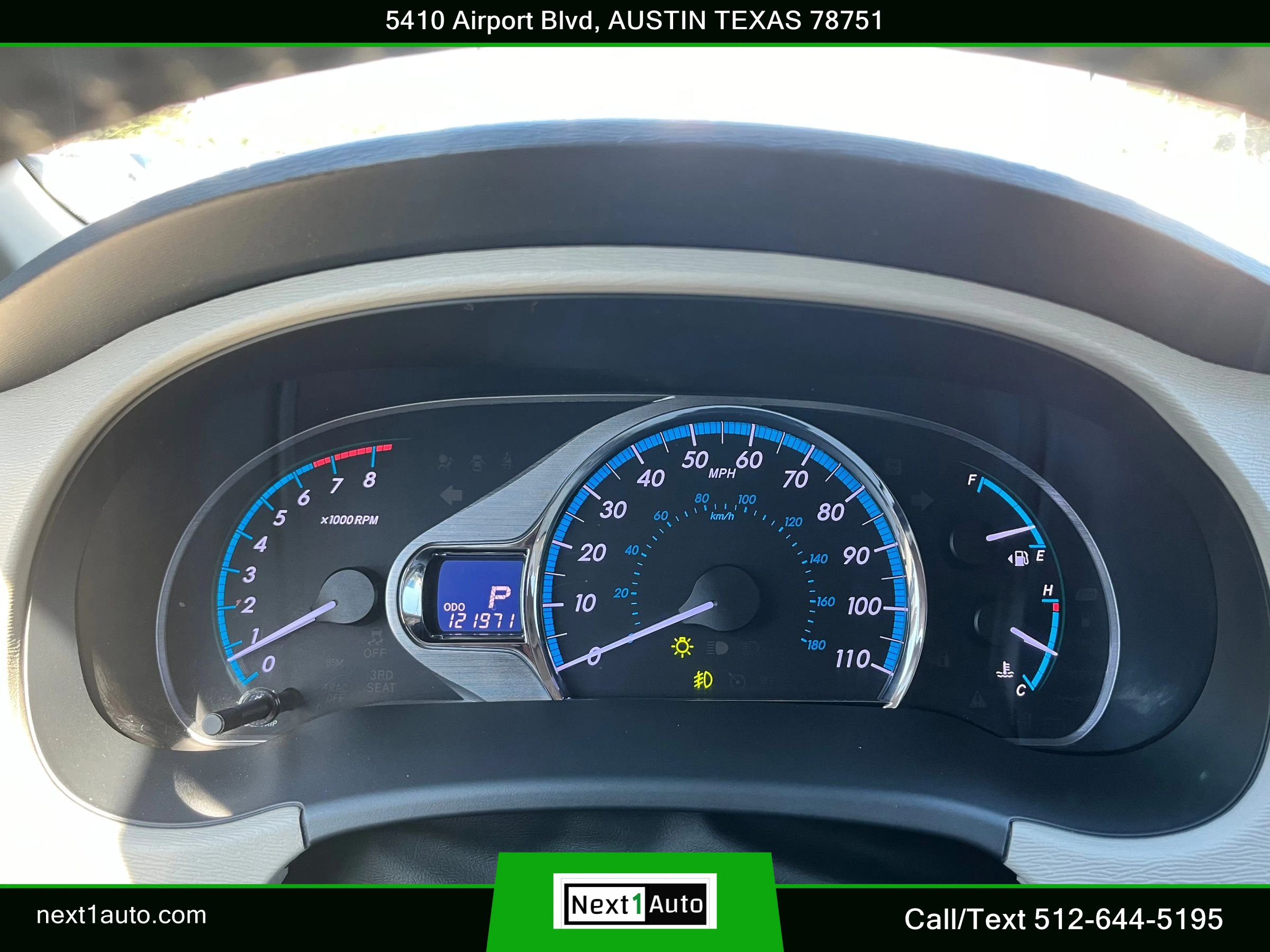 Used 2014 Toyota Sienna XLE w/ Entertainment Package FWD image 23