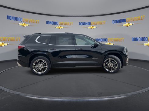 Used 2025 GMC Acadia Denali w/ LPO, All-Weather Package image 12