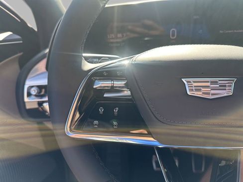 New 2026 Cadillac Lyriq Signature Luxury image 38