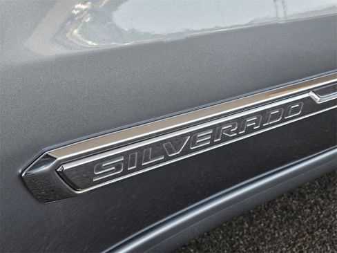 Used 2024 Chevrolet Silverado 1500 High Country w/ High Country Premium Package image 10