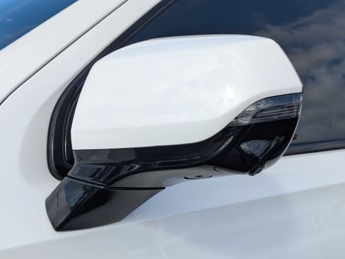 Used 2024 Cadillac Escalade Sport w/ LPO, ONYX Package image 35