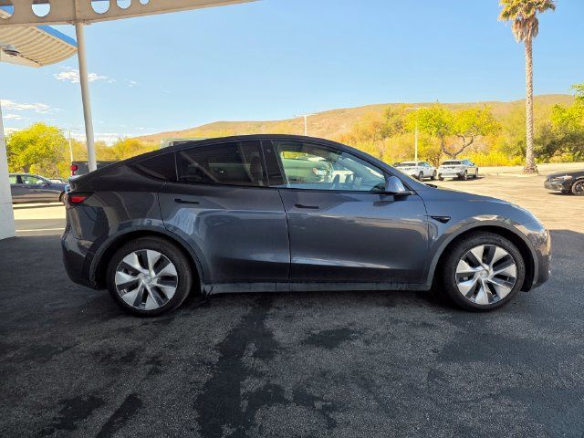 Used 2021 Tesla Model Y Long Range AWD/4WD image 8
