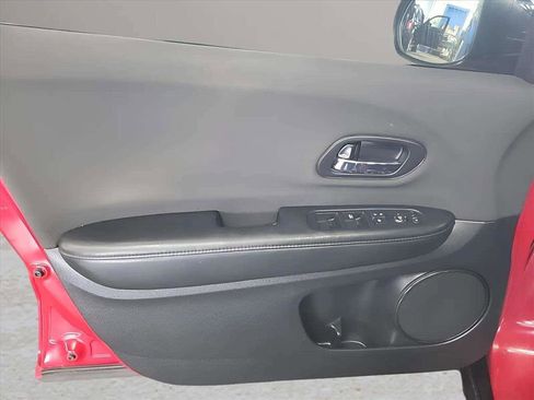 Used 2019 Honda HR-V Sport image 14