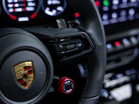 Used 2024 Porsche 911 Targa 4 GTS image 21