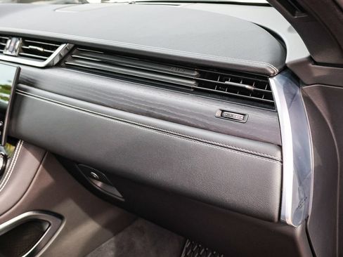 Used 2025 Jaguar F-PACE R-Dynamic S image 17