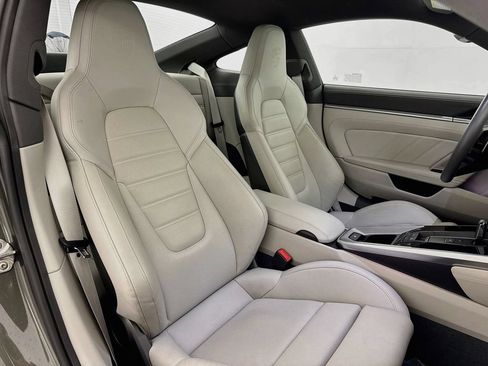 Used 2022 Porsche 911 Carrera 4S AWD/4WD image 29