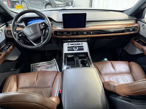 Used 2023 Lincoln Aviator Reserve w/ Equipment Group 201A AWD/4WD image 23