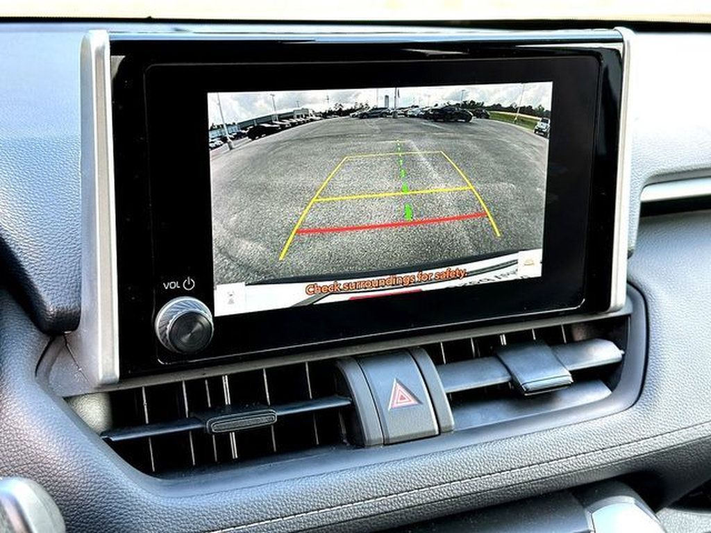 Certified 2025 Toyota RAV4 XLE AWD/4WD image 14