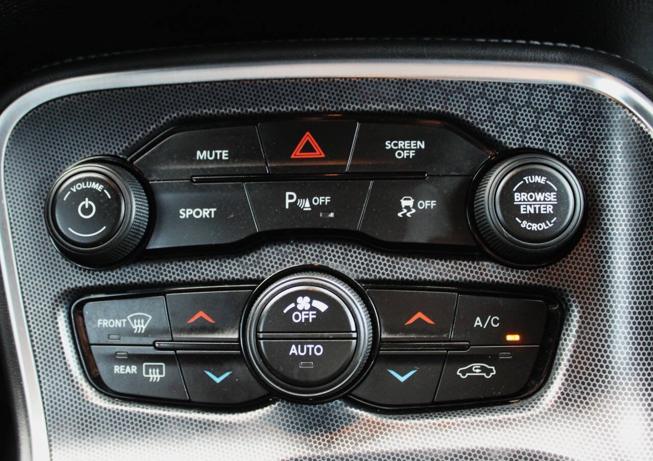 Used 2018 Dodge Challenger SXT Plus RWD image 20