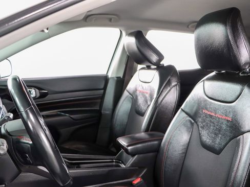 Used 2022 Jeep Compass Trailhawk w/ Trailhawk Convenience Group image 23