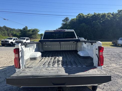 Used 2024 Chevrolet Silverado 3500 LTZ w/ LTZ Plus Package AWD/4WD image 26