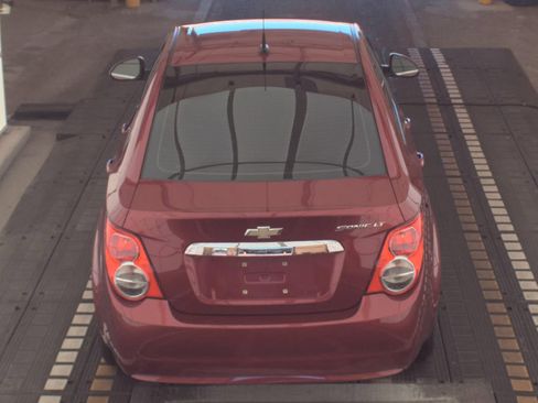 Used 2012 Chevrolet Sonic LT image 6