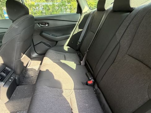 Used 2025 Honda Accord SE image 30