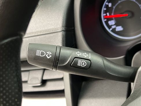 Used 2024 GMC Terrain SLE AWD/4WD image 50