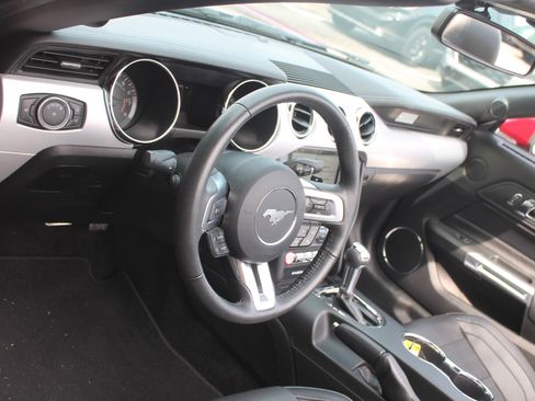 Used 2017 Ford Mustang GT Premium w/ Equipment Group 401A image 15