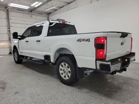 Used 2024 Ford F250 XLT AWD/4WD image 4